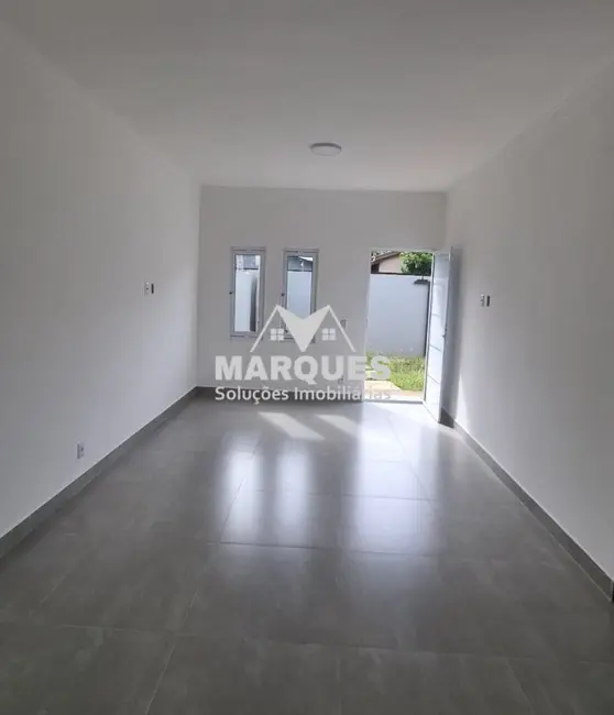 Casa com 2 quartos à venda, 126m2 em Parque Santa Bárbara, Campinas - SP - imagem 3 Foto 3 de Casa com 2 quartos à venda, 126m2 em Parque Santa Bárbara, Campinas - SP