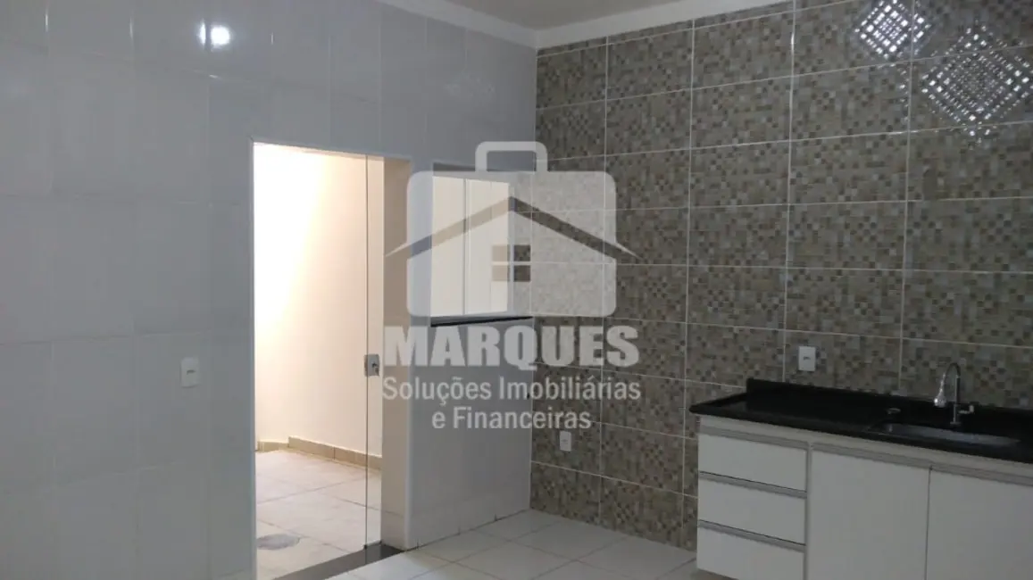 Casa com 2 quartos à venda, 116m2 em Jardim Everest, Hortolandia - SP - imagem 6 Foto 6 de Casa com 2 quartos à venda, 116m2 em Jardim Everest, Hortolandia - SP