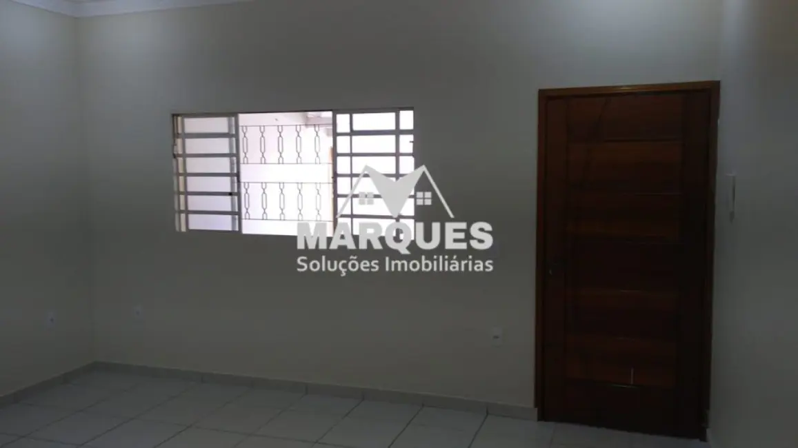 Foto 4 de Casa com 2 quartos à venda, 116m2 em Jardim Everest, Hortolandia - SP