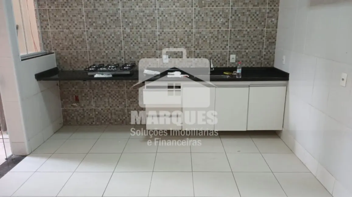 Foto 1 de Casa com 2 quartos à venda, 116m2 em Jardim Everest, Hortolandia - SP