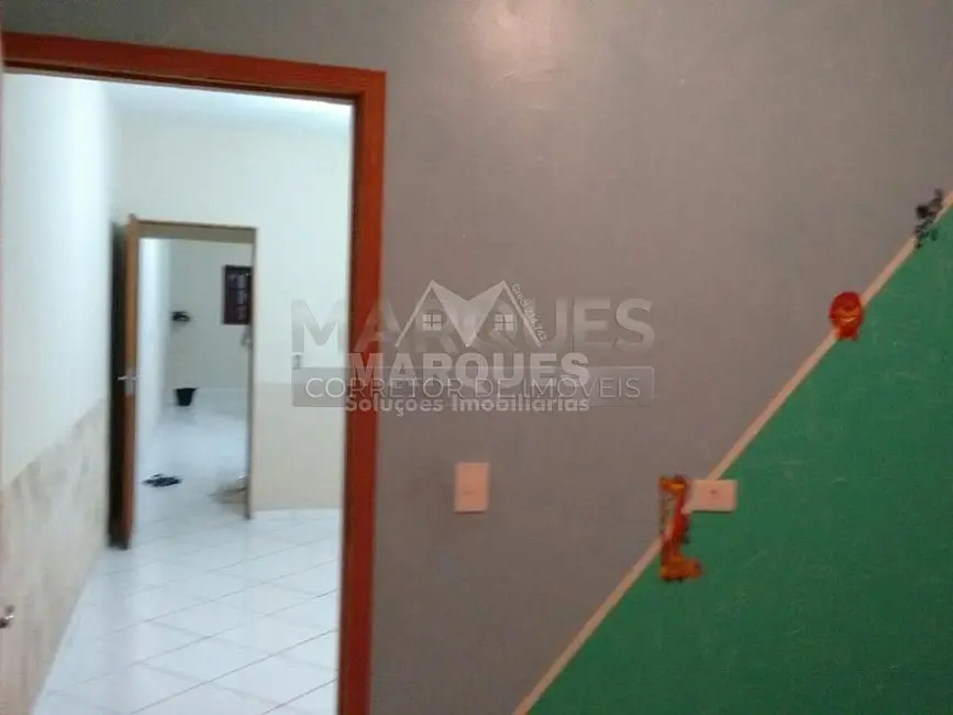 Casa com 2 quartos à venda, 110m2 em Jardim Lucélia, Sumare - SP - imagem 5 Foto 5 de Casa com 2 quartos à venda, 110m2 em Jardim Lucélia, Sumare - SP