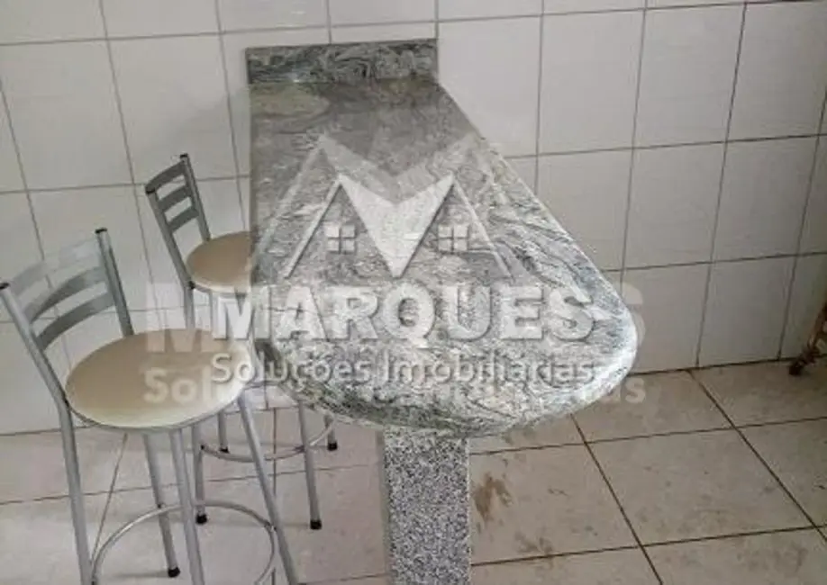 Foto 2 de Sobrado com 4 quartos à venda, 120m2 em Sumare - SP