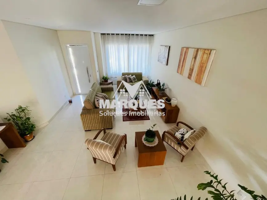 Foto 9 de Casa com 3 quartos à venda, 215m2 em Parque Ortolândia, Hortolandia - SP