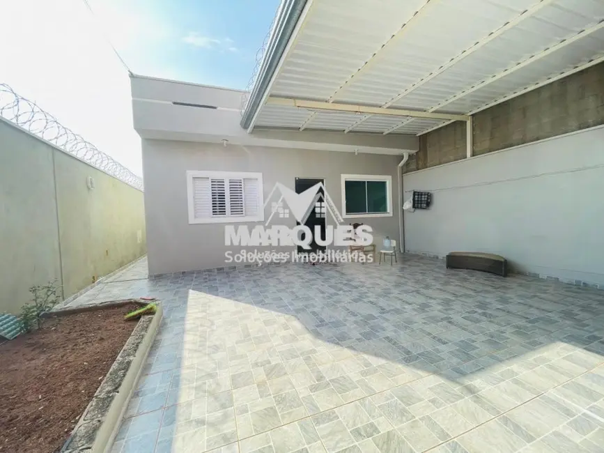Casa com 2 quartos à venda, 120m2 em Parque Orestes Ôngaro, Hortolandia - SP - imagem 1 Foto 1 de Casa com 2 quartos à venda, 120m2 em Parque Orestes Ôngaro, Hortolandia - SP