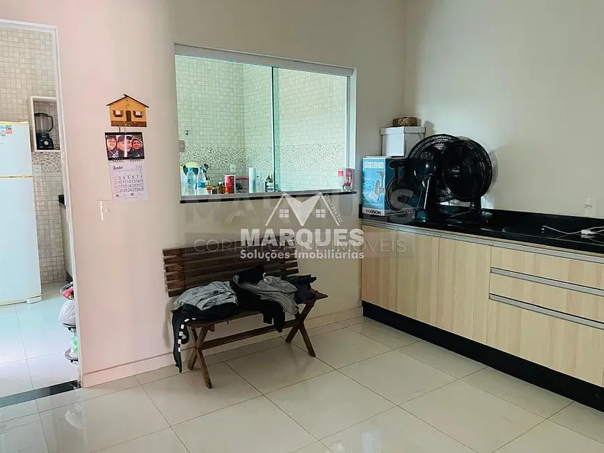 Foto 3 de Casa com 2 quartos à venda, 120m2 em Parque Orestes Ôngaro, Hortolandia - SP