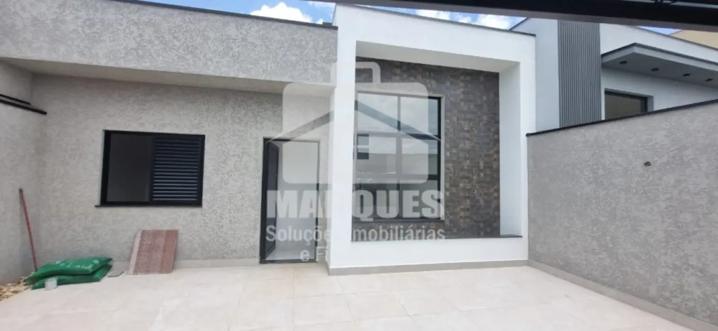 Foto 1 de Casa com 3 quartos à venda, 104m2 em Hortolandia - SP