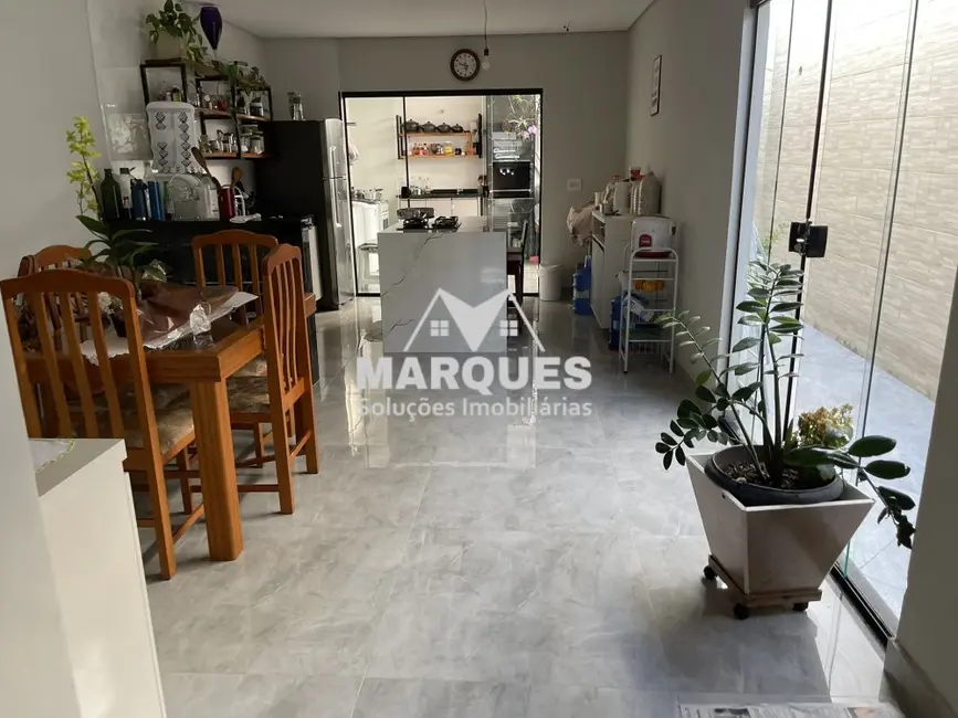 Foto 6 de Sobrado com 2 quartos à venda, 110m2 em Sumare - SP