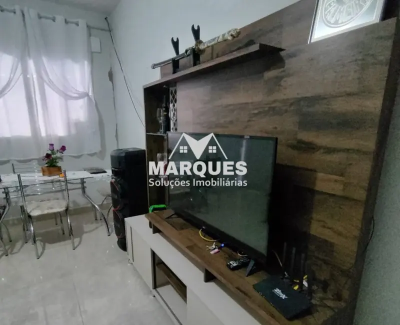 Foto 2 de Casa com 1 quarto à venda, 85m2 em Jardim Amanda I, Hortolandia - SP