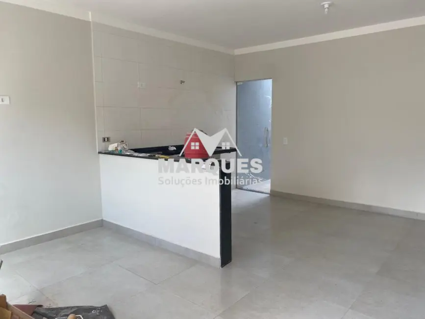 Foto 1 de Casa com 2 quartos à venda, 68m2 em Sumare - SP