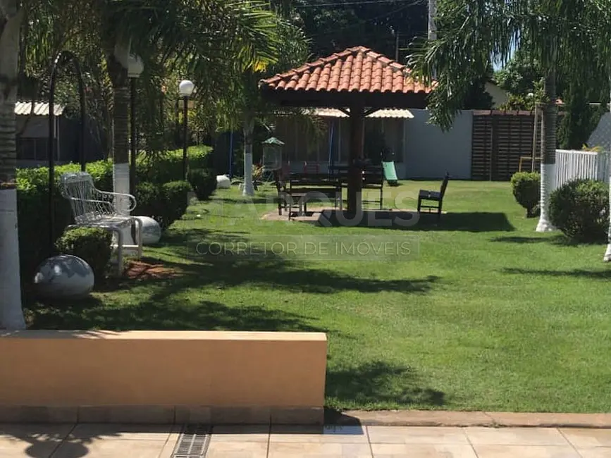 Foto 3 de Chácara com 3 quartos à venda, 300m2 em Monte Mor - SP