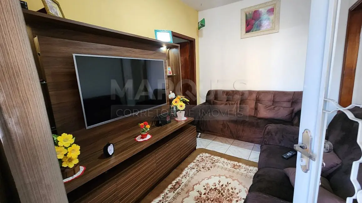 Casa com 1 quarto à venda, 130m2 em Jardim Campos Verdes, Hortolandia - SP - imagem 5 Foto 5 de Casa com 1 quarto à venda, 130m2 em Jardim Campos Verdes, Hortolandia - SP