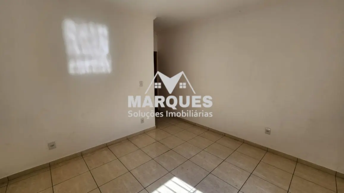 Foto 4 de Casa com 2 quartos à venda, 80m2 em Jardim Novo Ângulo, Hortolandia - SP
