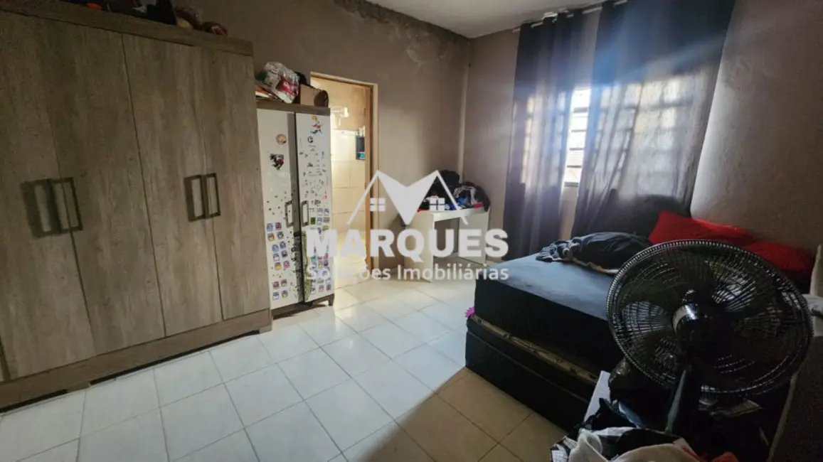 Foto 3 de Sobrado com 3 quartos à venda, 180m2 em Jardim Amanda I, Hortolandia - SP