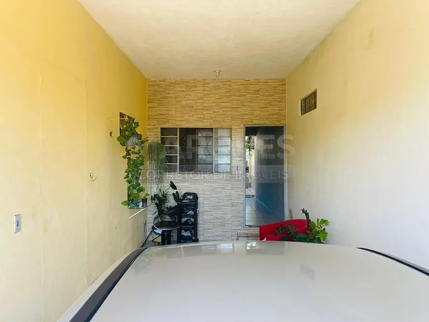 Foto 2 de Casa com 2 quartos à venda, 180m2 em Parque do Horto, Hortolandia - SP
