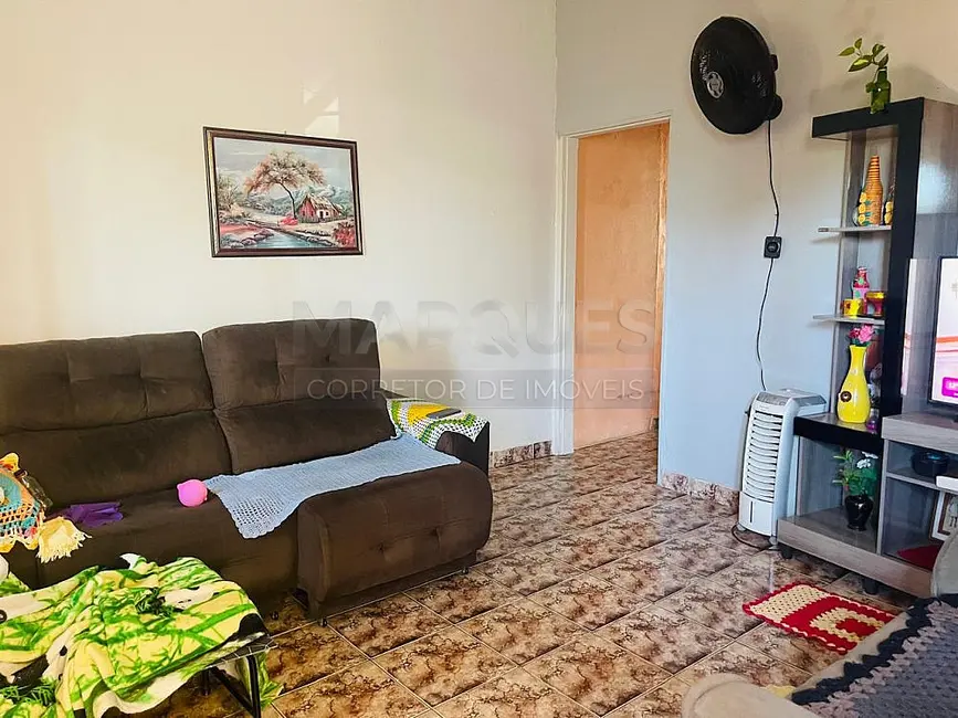 Foto 4 de Casa com 2 quartos à venda, 180m2 em Parque do Horto, Hortolandia - SP