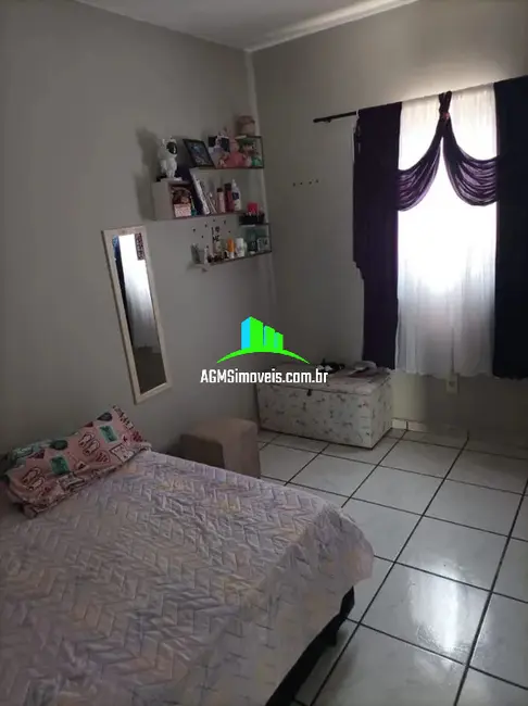 Casa com 3 quartos à venda, 125m2 em Jardim Wanel Ville V, Sorocaba - SP - imagem 4 Foto 4 de Casa com 3 quartos à venda, 125m2 em Jardim Wanel Ville V, Sorocaba - SP