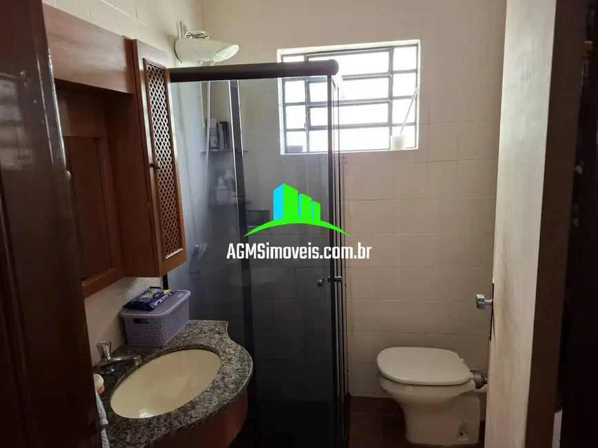 Casa com 3 quartos à venda, 300m2 em Jardim Piratininga, Sorocaba - SP - imagem 5 Foto 5 de Casa com 3 quartos à venda, 300m2 em Jardim Piratininga, Sorocaba - SP