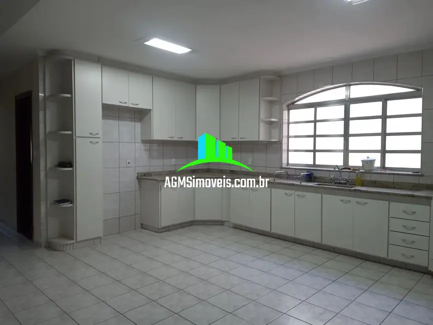 Foto 1 de Sobrado com 3 quartos à venda, 250m2 em Vila Carvalho, Sorocaba - SP