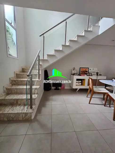 Casa de Condomínio com 3 quartos à venda, 154m2 em Parque Campolim, Sorocaba - SP - imagem 3 Foto 3 de Casa de Condomínio com 3 quartos à venda, 154m2 em Parque Campolim, Sorocaba - SP