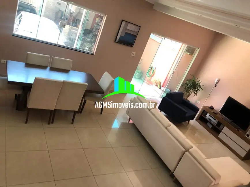 Casa com 3 quartos à venda, 140m2 em Jardim Wanel Ville V, Sorocaba - SP - imagem 3 Foto 3 de Casa com 3 quartos à venda, 140m2 em Jardim Wanel Ville V, Sorocaba - SP