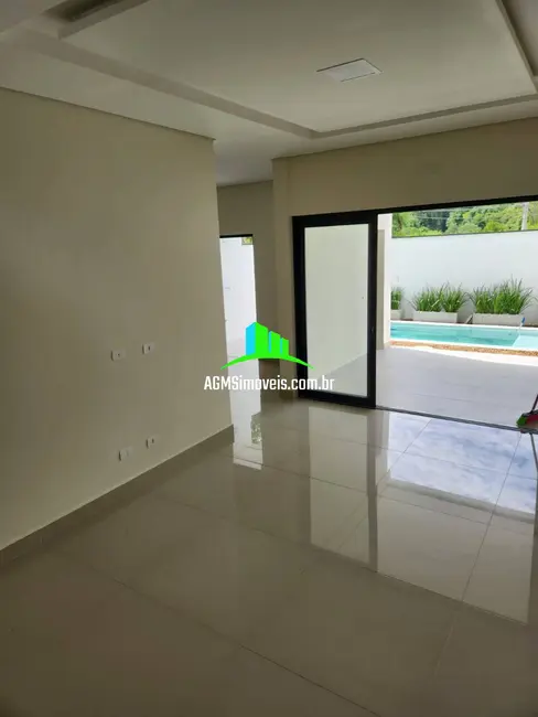 Casa de Condomínio com 3 quartos à venda, 250m2 em Colina Santa Mônica, Votorantim - SP - imagem 1 Foto 1 de Casa de Condomínio com 3 quartos à venda, 250m2 em Colina Santa Mônica, Votorantim - SP