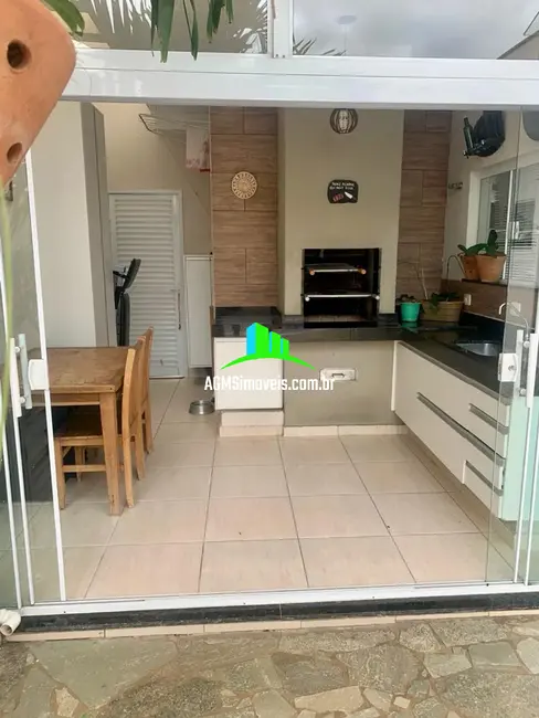 Casa de Condomínio com 3 quartos à venda, 250m2 em Wanel Ville, Sorocaba - SP - imagem 9 Foto 9 de Casa de Condomínio com 3 quartos à venda, 250m2 em Wanel Ville, Sorocaba - SP