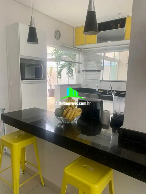 Casa de Condomínio com 3 quartos à venda, 250m2 em Wanel Ville, Sorocaba - SP - imagem 4 Foto 4 de Casa de Condomínio com 3 quartos à venda, 250m2 em Wanel Ville, Sorocaba - SP