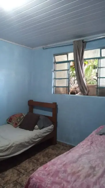 Casa com 3 quartos à venda, 79m2 em Vila Xavier (Vila Xavier), Araraquara - SP - imagem 3 Foto 3 de Casa com 3 quartos à venda, 79m2 em Vila Xavier (Vila Xavier), Araraquara - SP