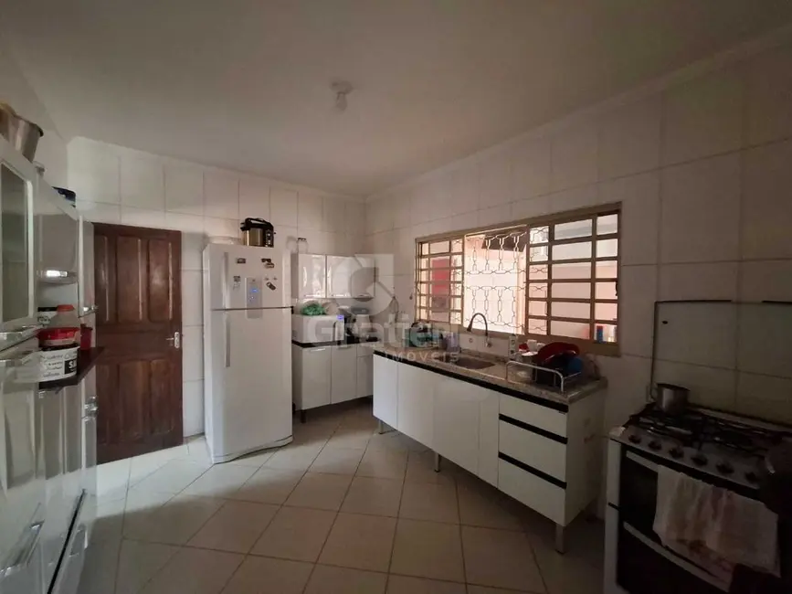 Foto 9 de Sala Comercial com 2 quartos à venda, 127m2 em Centro, Araraquara - SP