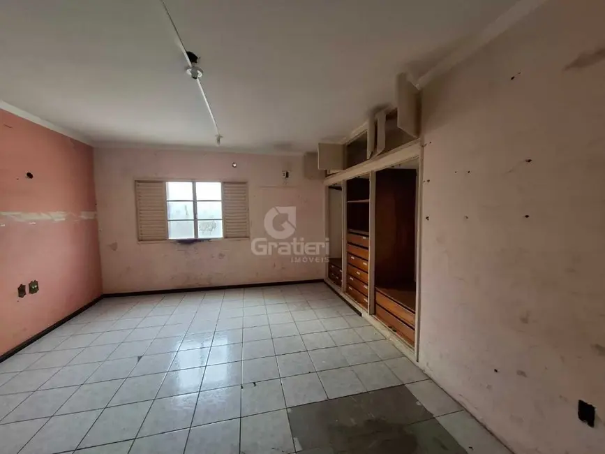Prédio Inteiro com 3 quartos à venda, 1000m2 em Centro, Araraquara - SP - imagem 4 Foto 4 de Prédio Inteiro com 3 quartos à venda, 1000m2 em Centro, Araraquara - SP