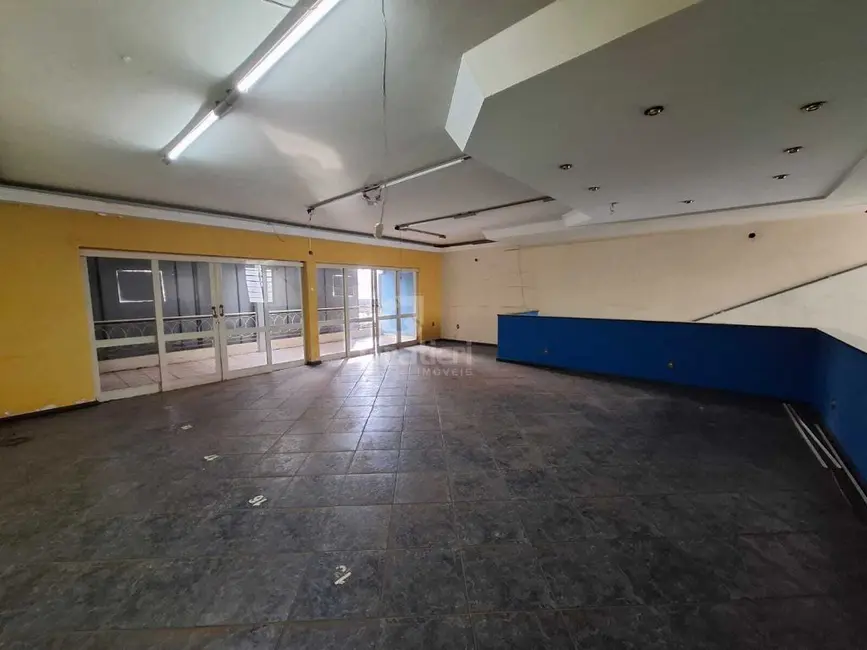 Foto 2 de Prédio Inteiro com 3 quartos à venda, 1000m2 em Centro, Araraquara - SP
