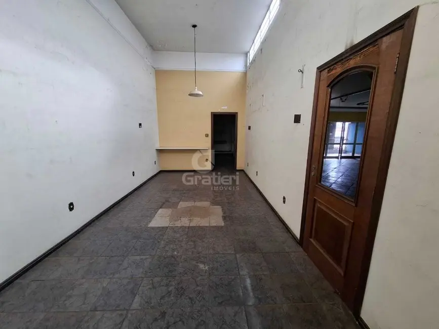 Prédio Inteiro com 3 quartos à venda, 1000m2 em Centro, Araraquara - SP - imagem 7 Foto 7 de Prédio Inteiro com 3 quartos à venda, 1000m2 em Centro, Araraquara - SP