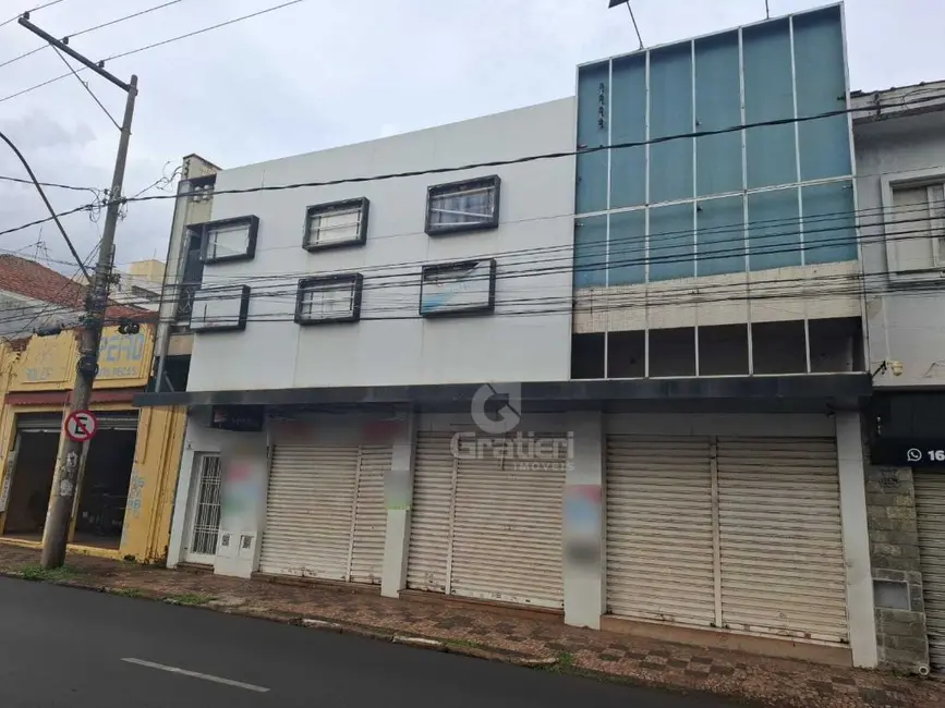 Foto 1 de Prédio Inteiro com 3 quartos à venda, 1000m2 em Centro, Araraquara - SP