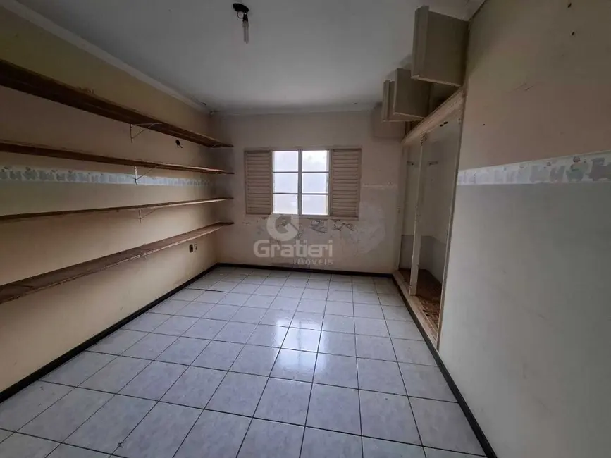 Prédio Inteiro com 3 quartos à venda, 1000m2 em Centro, Araraquara - SP - imagem 8 Foto 8 de Prédio Inteiro com 3 quartos à venda, 1000m2 em Centro, Araraquara - SP