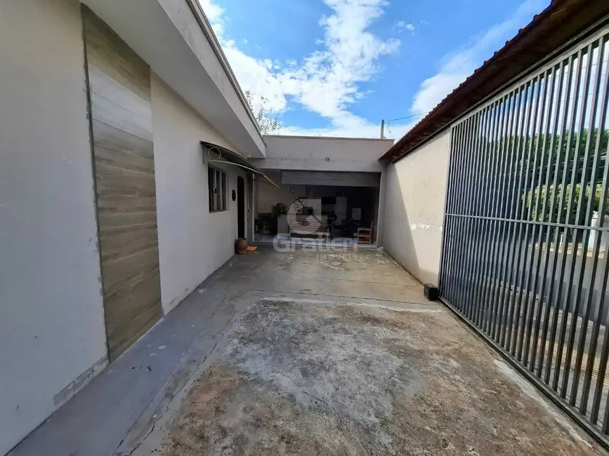 Casa com 3 quartos à venda, 110m2 em Jardim Padre Anchieta, Araraquara - SP - imagem 6 Foto 6 de Casa com 3 quartos à venda, 110m2 em Jardim Padre Anchieta, Araraquara - SP