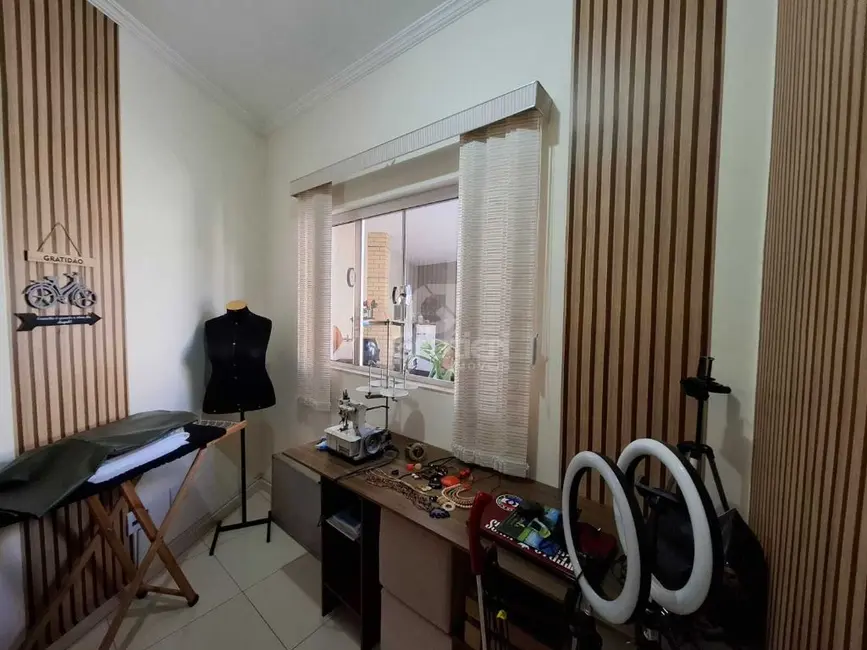 Casa com 3 quartos à venda, 110m2 em Jardim Padre Anchieta, Araraquara - SP - imagem 8 Foto 8 de Casa com 3 quartos à venda, 110m2 em Jardim Padre Anchieta, Araraquara - SP