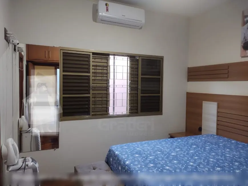 Casa com 3 quartos à venda, 227m2 em Jardim Santa Clara (Vila Xavier), Araraquara - SP - imagem 7 Foto 7 de Casa com 3 quartos à venda, 227m2 em Jardim Santa Clara (Vila Xavier), Araraquara - SP