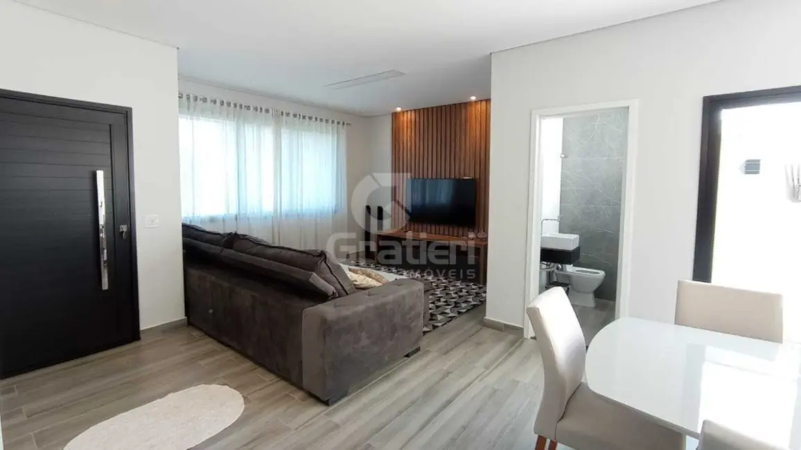 Sobrado com 3 quartos à venda, 244m2 em Residencial Village Damha II, Araraquara - SP - imagem 7 Foto 7 de Sobrado com 3 quartos à venda, 244m2 em Residencial Village Damha II, Araraquara - SP