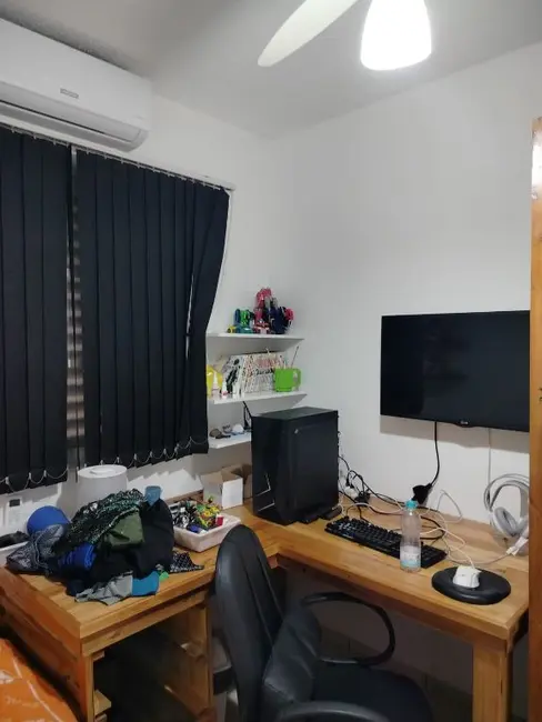 Casa com 2 quartos à venda, 43m2 em Jardim Roberto Selmi Dei, Araraquara - SP - imagem 8 Foto 8 de Casa com 2 quartos à venda, 43m2 em Jardim Roberto Selmi Dei, Araraquara - SP