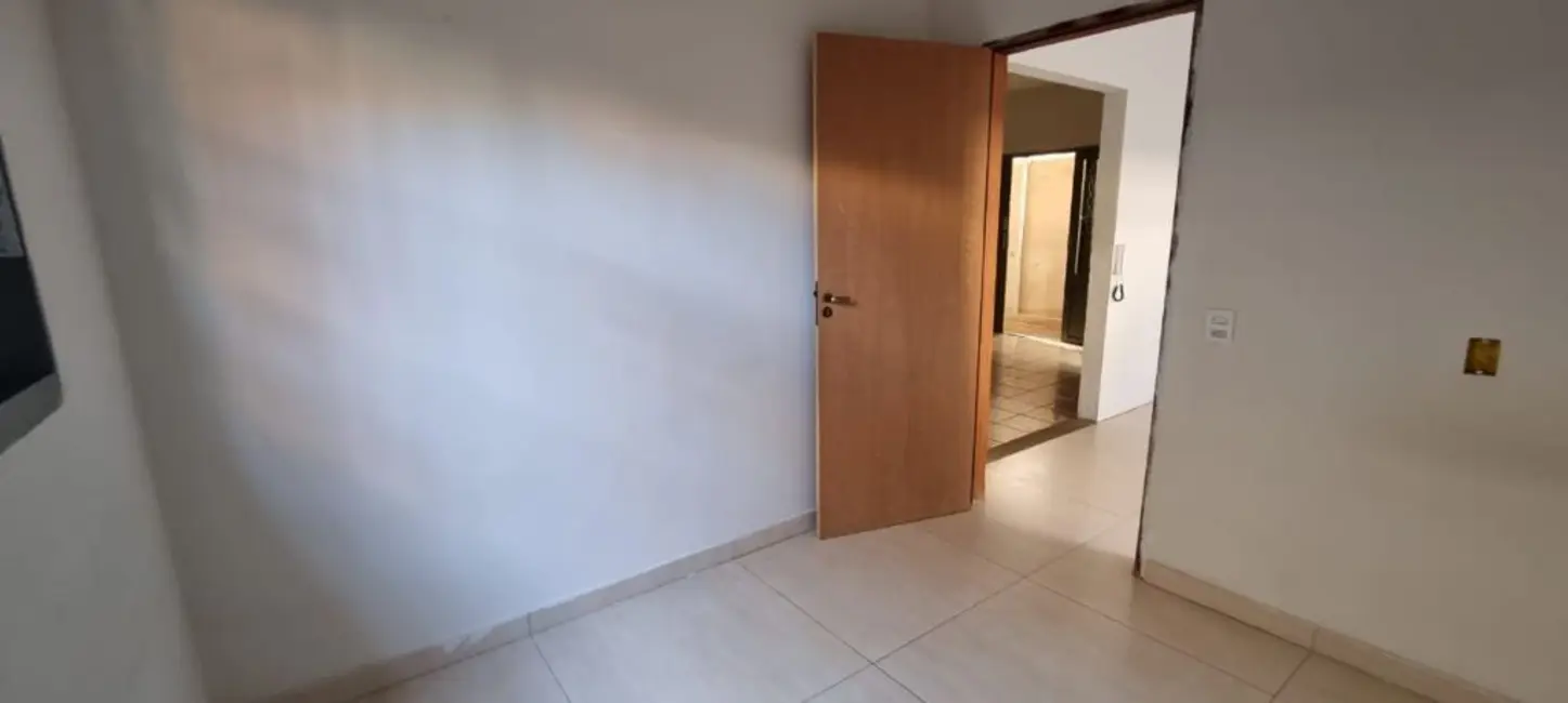 Sala Comercial com 3 quartos à venda, 195m2 em Americo Brasiliense - SP - imagem 9 Foto 9 de Sala Comercial com 3 quartos à venda, 195m2 em Americo Brasiliense - SP