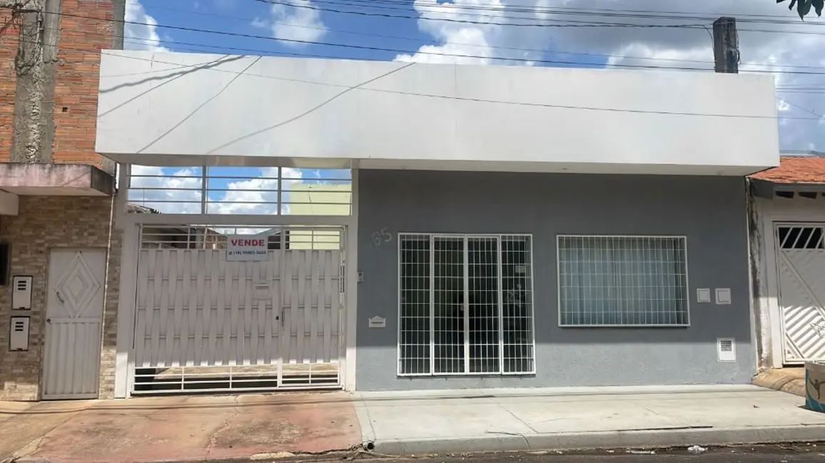 Sala Comercial com 3 quartos à venda, 195m2 em Americo Brasiliense - SP - imagem 2 Foto 2 de Sala Comercial com 3 quartos à venda, 195m2 em Americo Brasiliense - SP