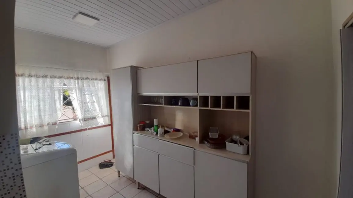 Casa com 3 quartos à venda, 150m2 em Vila Sedenho, Araraquara - SP - imagem 4 Foto 4 de Casa com 3 quartos à venda, 150m2 em Vila Sedenho, Araraquara - SP