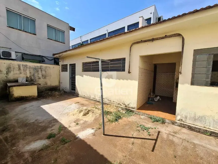 Casa com 3 quartos à venda, 157m2 em Vila Sedenho, Araraquara - SP - imagem 9 Foto 9 de Casa com 3 quartos à venda, 157m2 em Vila Sedenho, Araraquara - SP