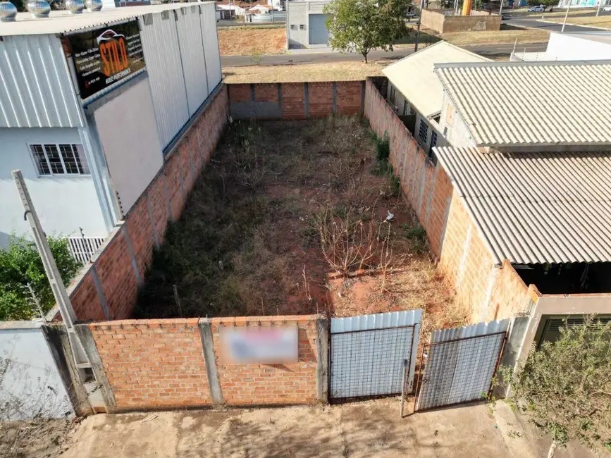 Foto 1 de Terreno / Lote à venda, 250m2 em Residencial Campos de Piemonte, Araraquara - SP