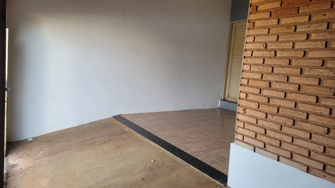 Casa com 1 quarto à venda, 74m2 em Jardim Universal, Araraquara - SP - imagem 7 Foto 7 de Casa com 1 quarto à venda, 74m2 em Jardim Universal, Araraquara - SP