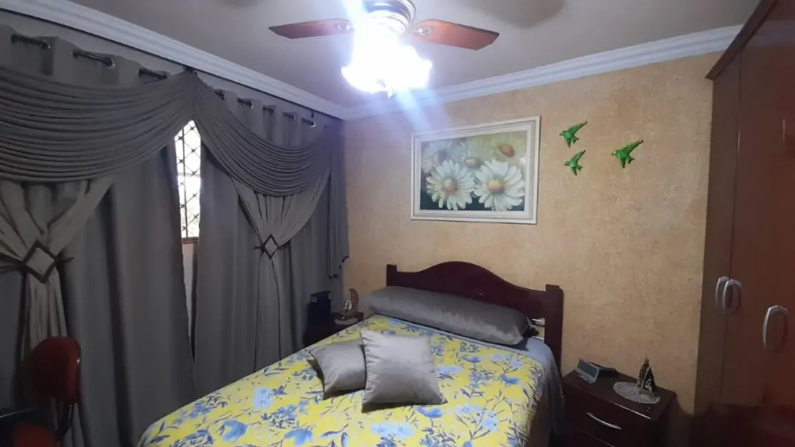 Apartamento com 2 quartos à venda, 66m2 em Vila Esperança (Vila Xavier), Araraquara - SP - imagem 8 Foto 8 de Apartamento com 2 quartos à venda, 66m2 em Vila Esperança (Vila Xavier), Araraquara - SP