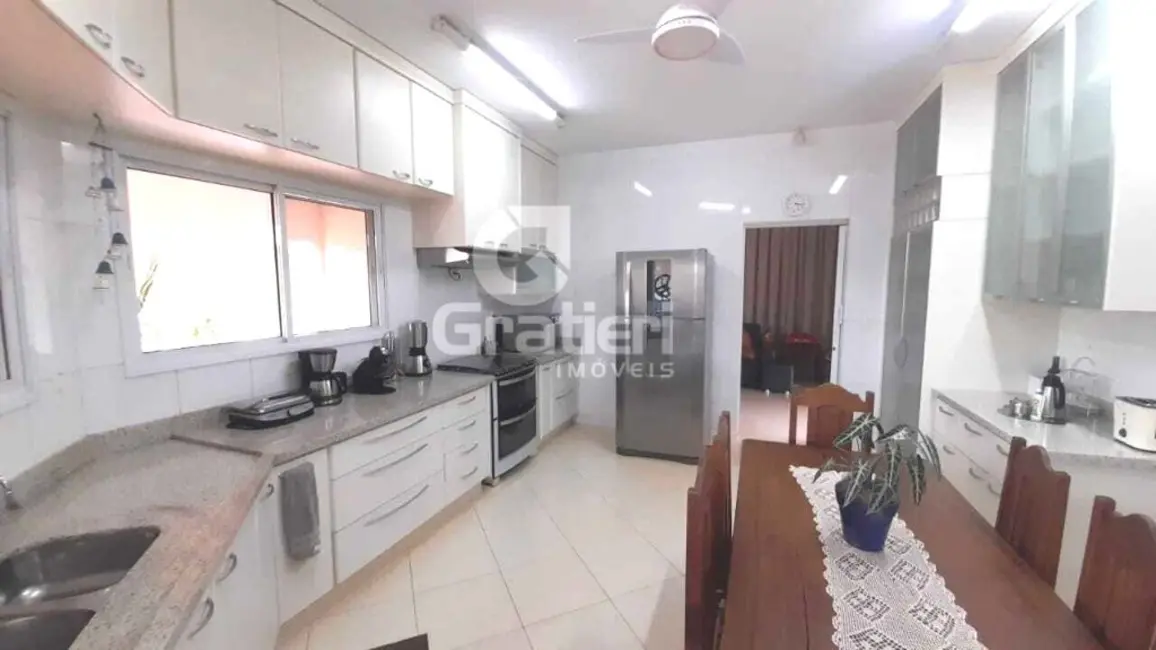 Foto 31 de Casa com 3 quartos à venda, 330m2 em Vila Harmonia, Araraquara - SP