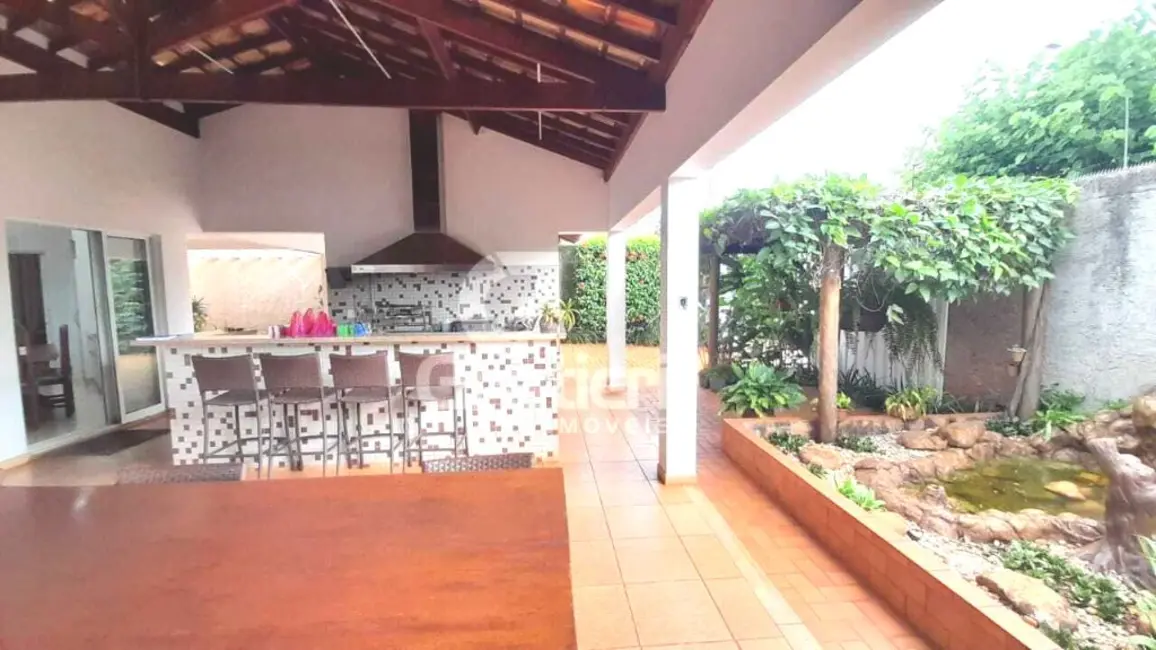 Foto 27 de Casa com 3 quartos à venda, 330m2 em Vila Harmonia, Araraquara - SP