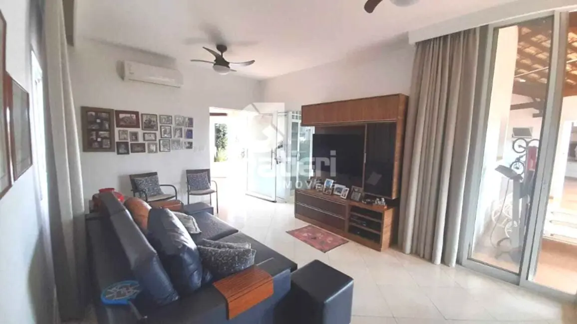 Foto 28 de Casa com 3 quartos à venda, 330m2 em Vila Harmonia, Araraquara - SP