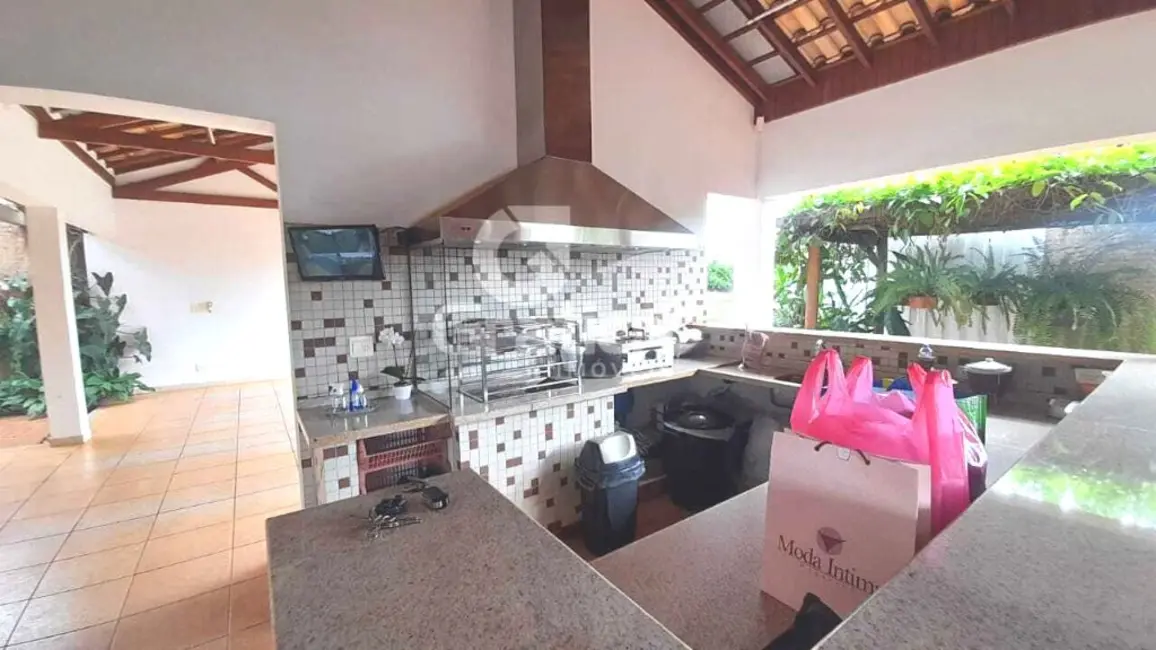 Foto 34 de Casa com 3 quartos à venda, 330m2 em Vila Harmonia, Araraquara - SP